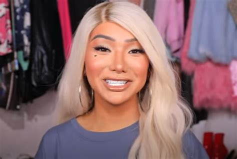 Florida judge says trans Nikita Dragun must remain in a MENs。